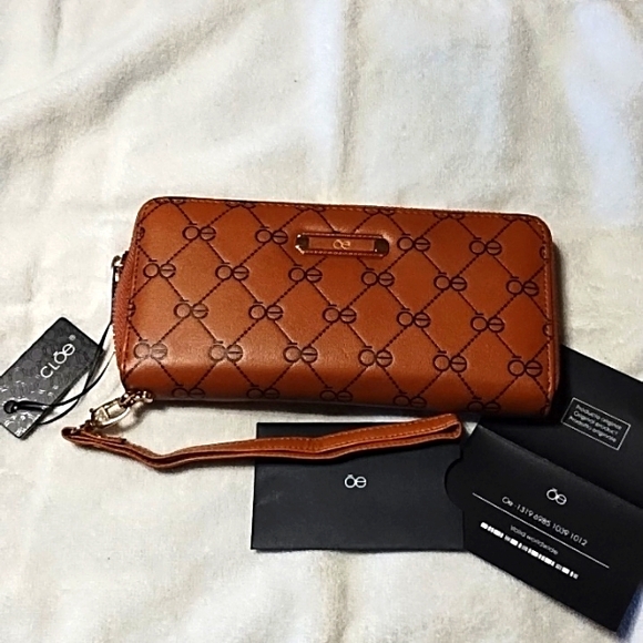 CL-OE Handbags - WALLET WOMEN CL-OE. NEW SIZE 8" BY 4"